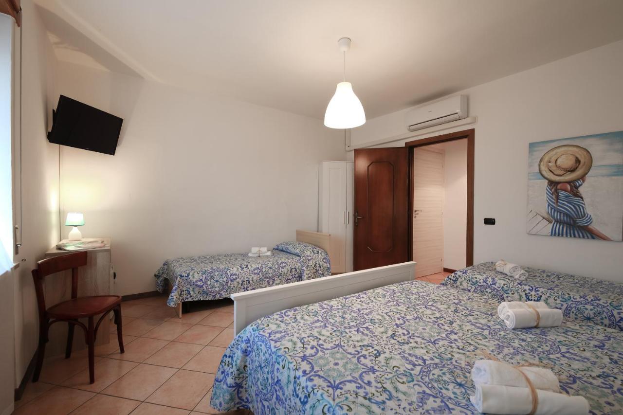 Ingarda Rooms Cavalcaselle Eksteriør billede
